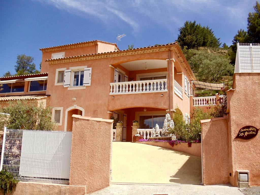 Chambres D'Hotes Les Noisetiers Digne-les-Bains Exterior foto